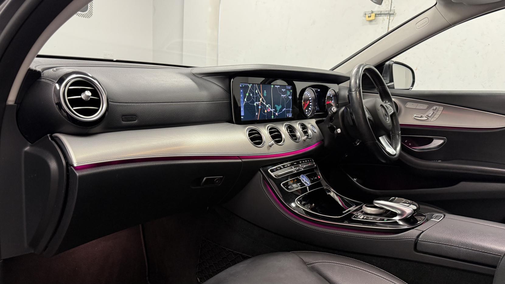 Mercedes-Benz E Class 2.0 E220d SE (Premium) Estate 5dr Diesel G-Tronic+ Euro 6 (s/s) (194 ps)