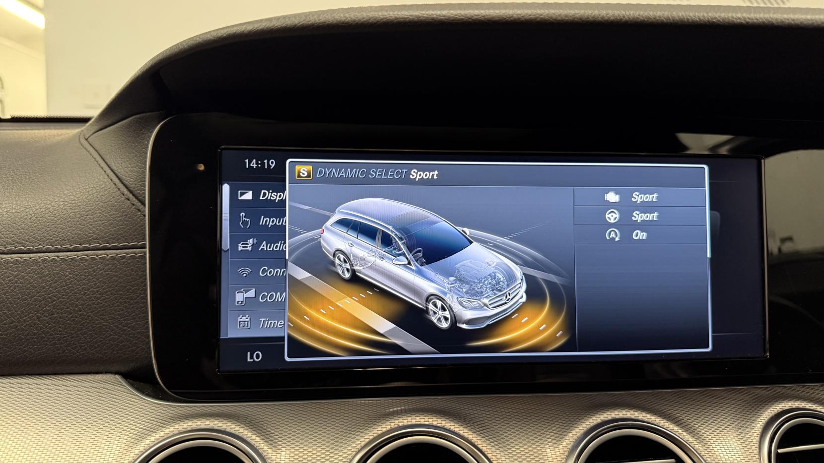 Mercedes-Benz E Class 2.0 E220d SE (Premium) Estate 5dr Diesel G-Tronic+ Euro 6 (s/s) (194 ps)