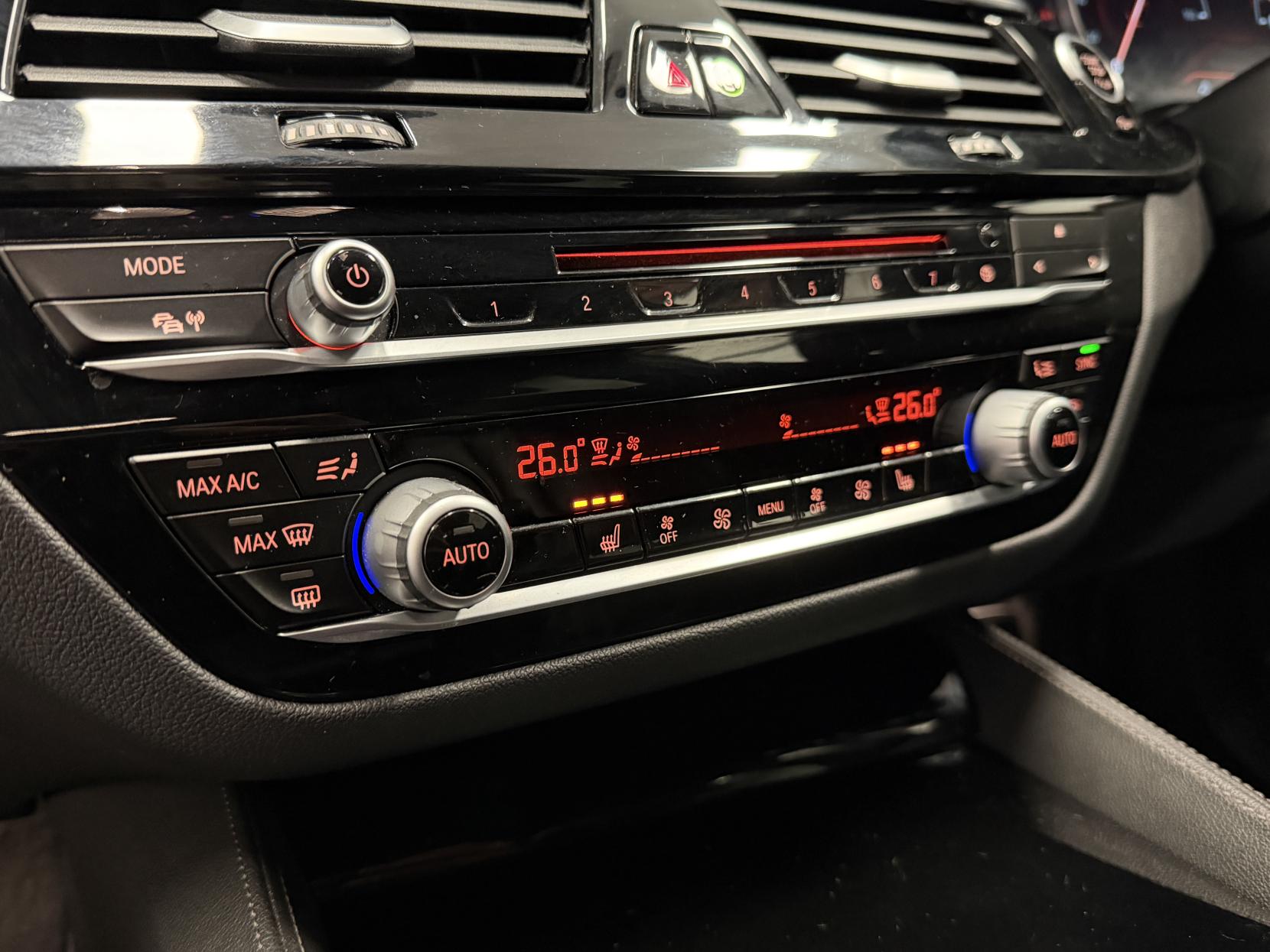 BMW 5 Series 3.0 540i M Sport Saloon 4dr Petrol Auto xDrive Euro 6 (s/s) (340 ps)