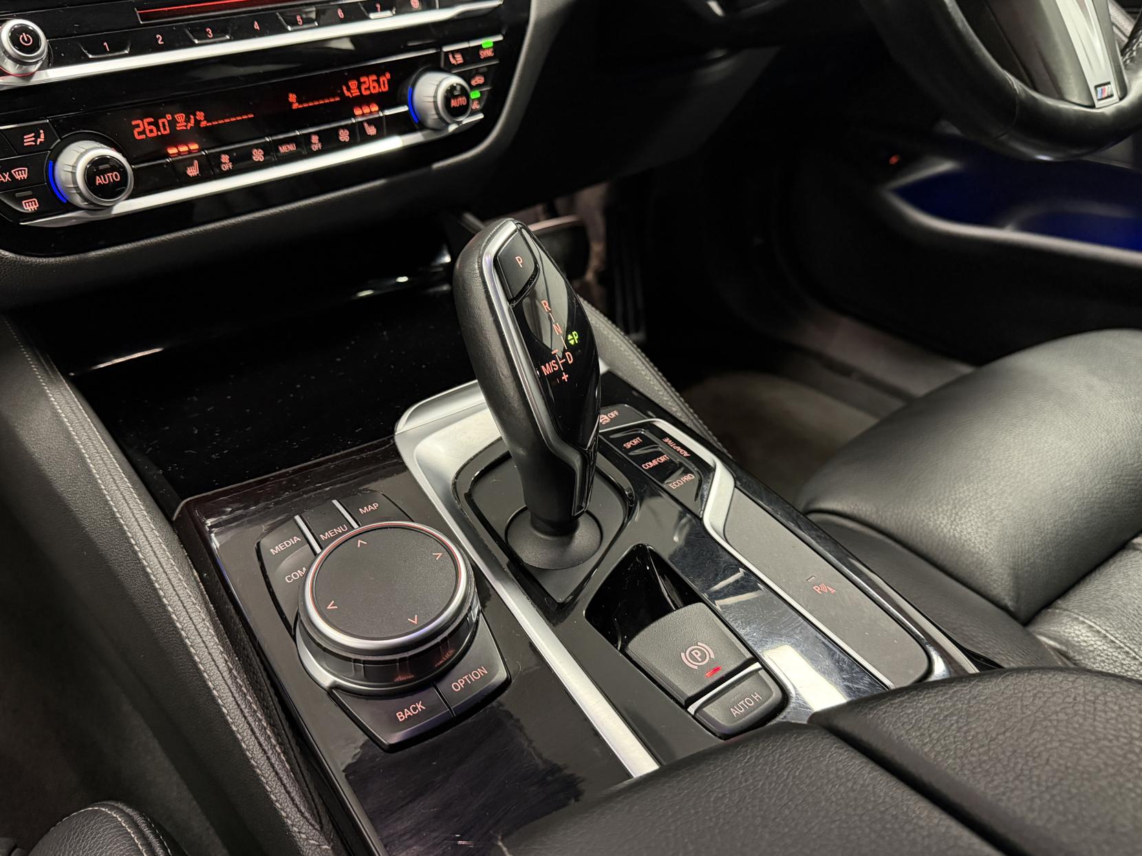 BMW 5 Series 3.0 540i M Sport Saloon 4dr Petrol Auto xDrive Euro 6 (s/s) (340 ps)