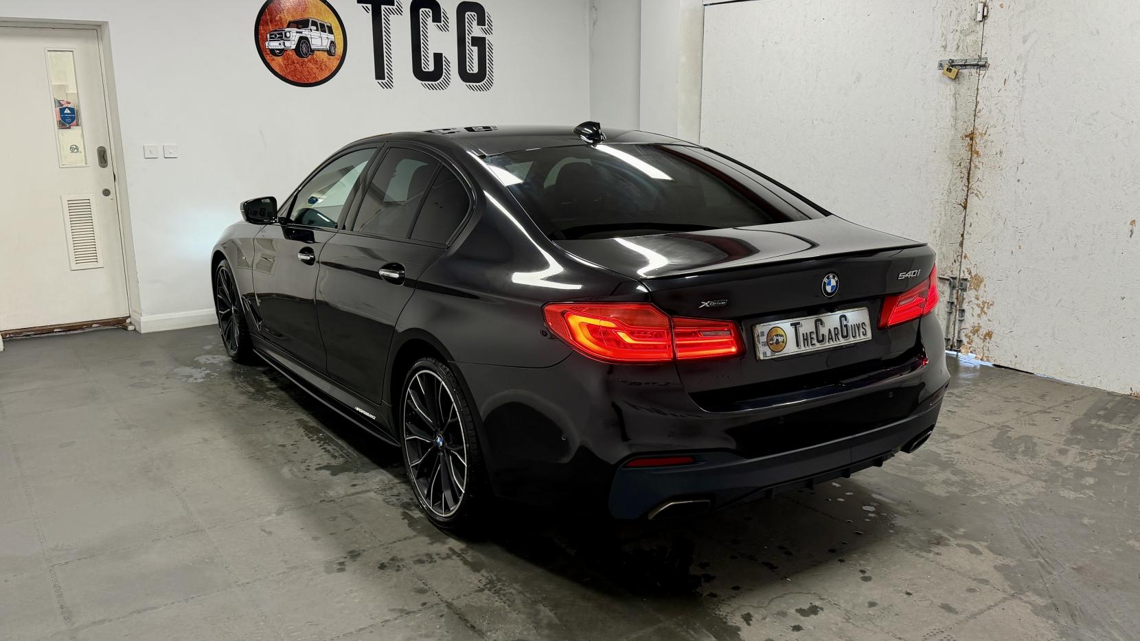 BMW 5 Series 3.0 540i M Sport Saloon 4dr Petrol Auto xDrive Euro 6 (s/s) (340 ps)