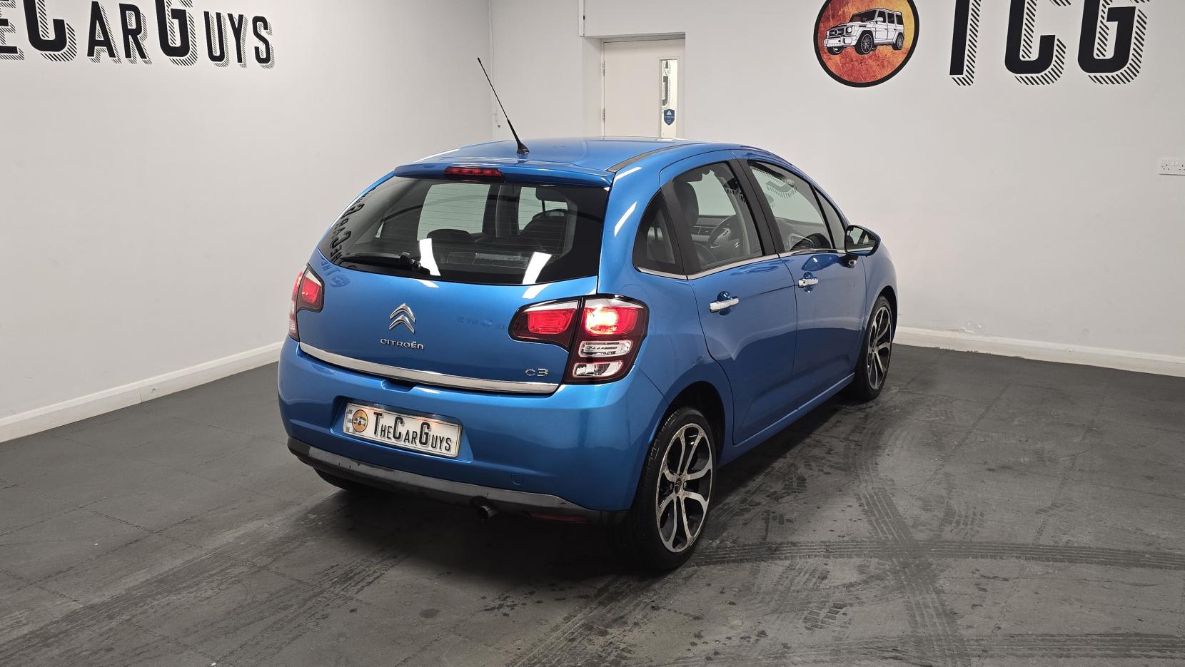 Citroen C3 1.2 PureTech Selection Hatchback 5dr Petrol Manual Euro 6 (82 ps)