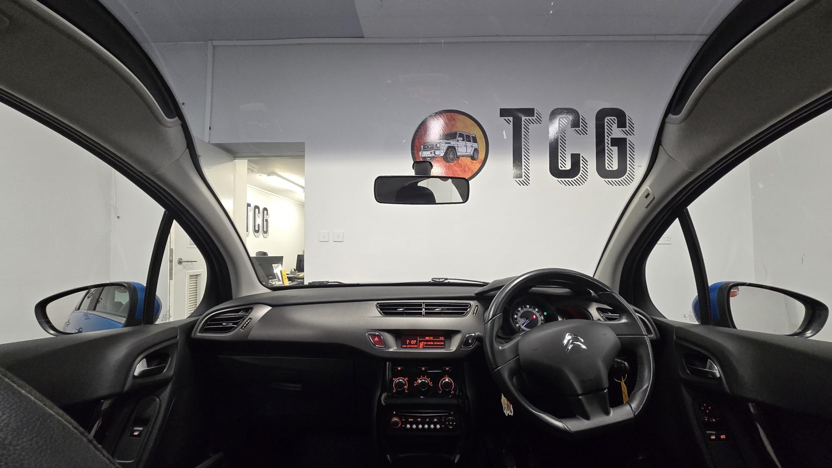 Citroen C3 1.2 PureTech Selection Hatchback 5dr Petrol Manual Euro 6 (82 ps)