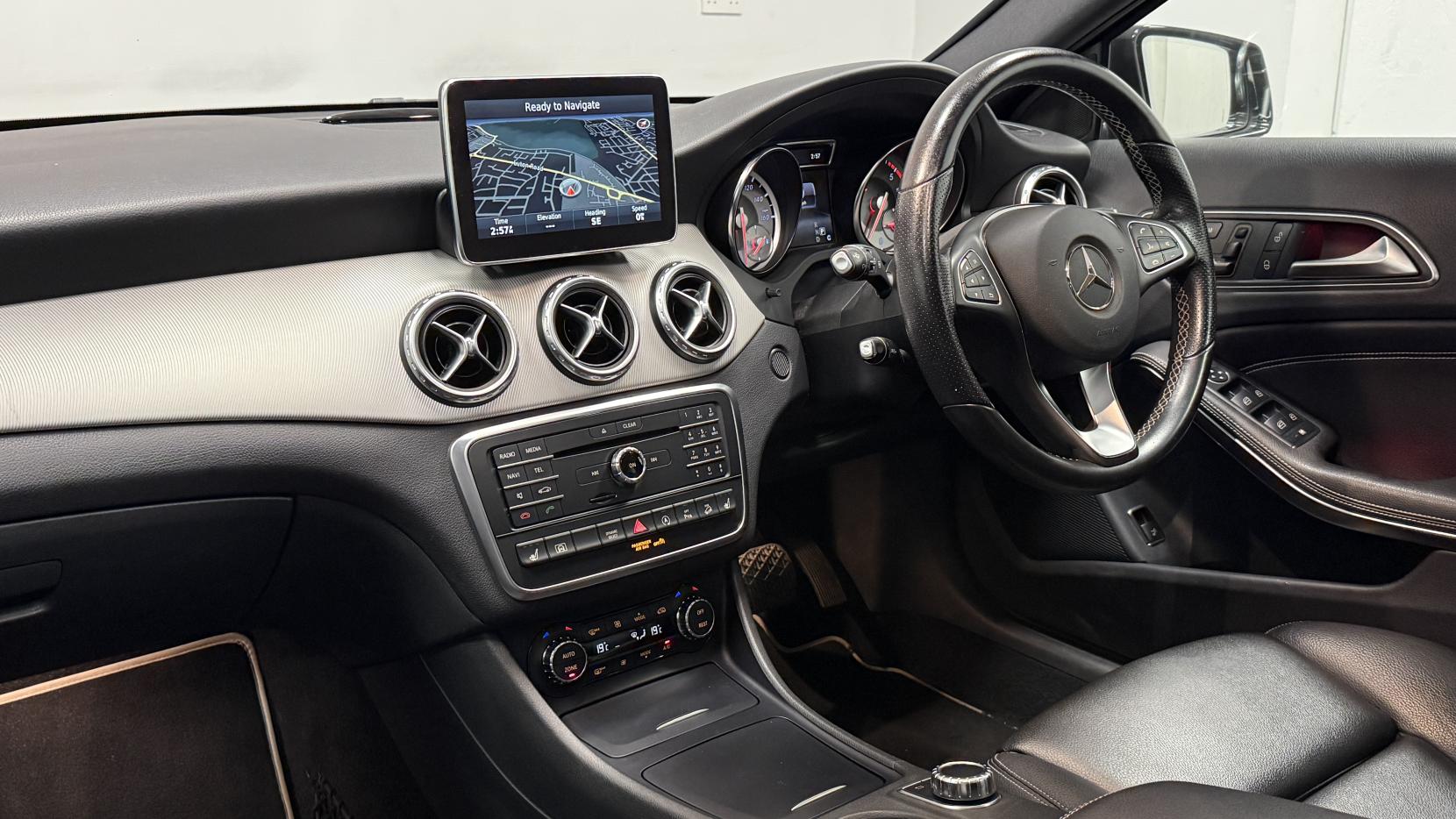 Mercedes-Benz GLA 2.1 GLA220d Sport (Premium Plus) SUV 5dr Diesel 7G-DCT 4MATIC Euro 6 (s/s) (177 ps)