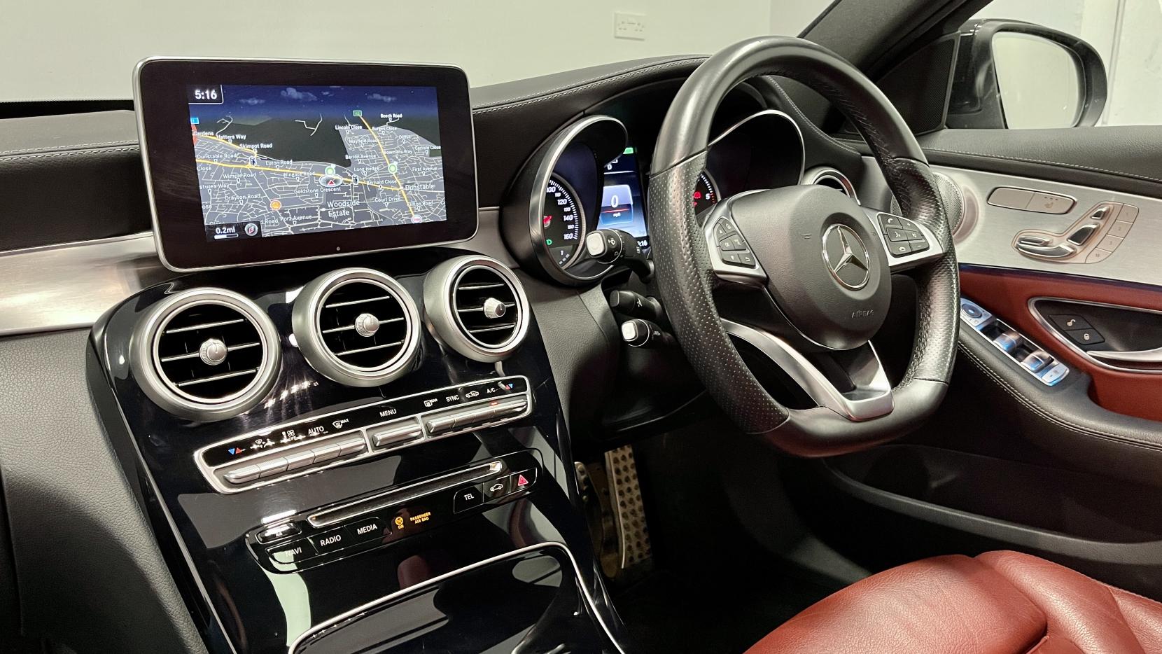 Mercedes-Benz C Class 2.1 C220d AMG Line (Premium Plus) Saloon 4dr Diesel G-Tronic+ 4MATIC Euro 6 (s/s) (170 ps)