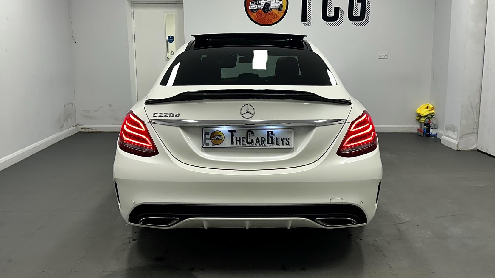 Mercedes-Benz C Class 2.1 C220d AMG Line (Premium Plus) Saloon 4dr Diesel G-Tronic+ 4MATIC Euro 6 (s/s) (170 ps)