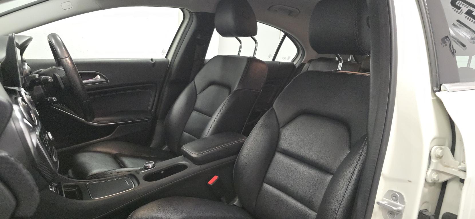 Mercedes-Benz A Class 1.5 A180d Sport (Premium) Hatchback 5dr Diesel 7G-DCT Euro 6 (s/s) (109 ps)