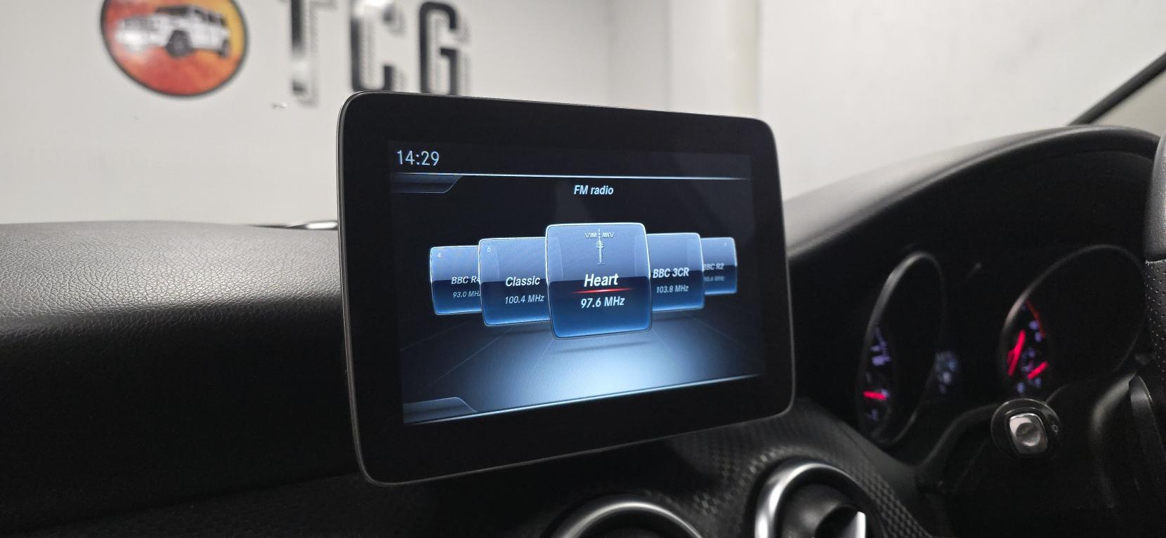 Mercedes-Benz A Class 1.5 A180d Sport (Premium) Hatchback 5dr Diesel 7G-DCT Euro 6 (s/s) (109 ps)