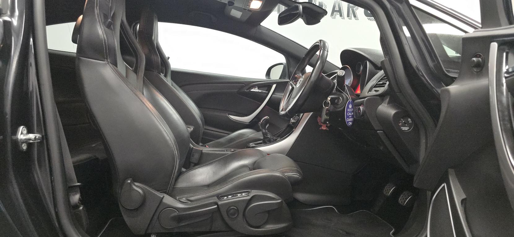 Vauxhall Astra GTC 2.0T VXR Coupe 3dr Petrol Manual Euro 5 (s/s) (280 ps)
