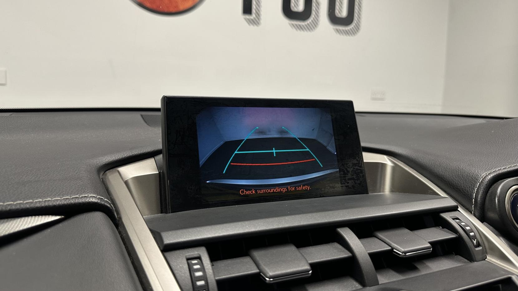 Lexus NX 2.5 300h Luxury SUV 5dr Petrol Hybrid E-CVT 4WD Euro 6 (s/s) (197 ps)