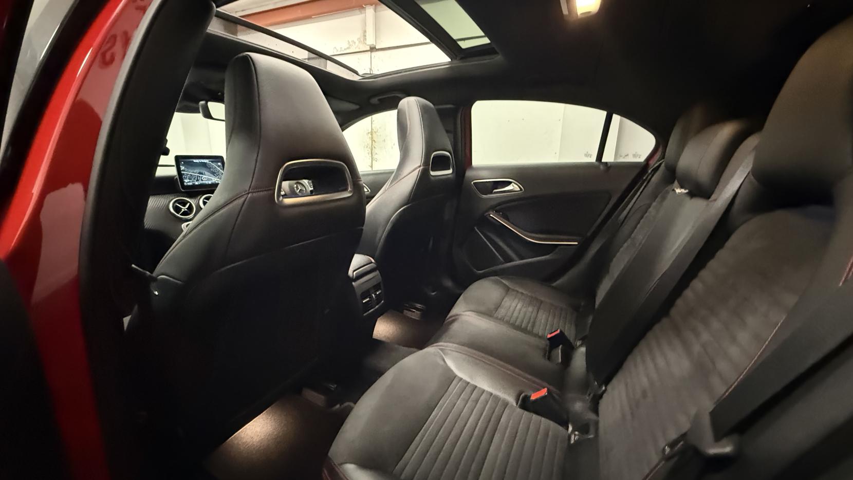 Mercedes-Benz A Class 1.6 A180 AMG Line (Premium Plus) Hatchback 5dr Petrol 7G-DCT Euro 6 (s/s) (122 ps)