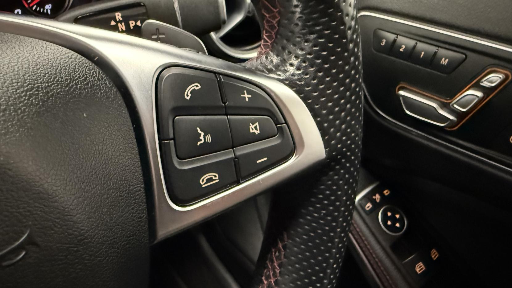 Mercedes-Benz A Class 1.6 A180 AMG Line (Premium Plus) Hatchback 5dr Petrol 7G-DCT Euro 6 (s/s) (122 ps)