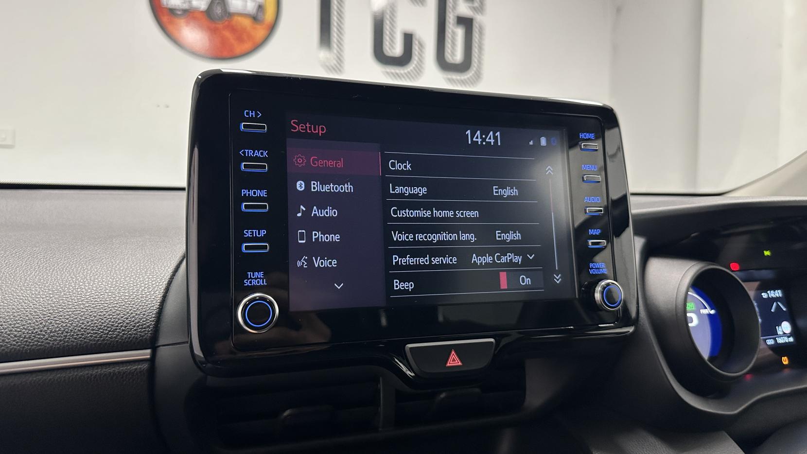 Toyota Yaris 1.5 VVT-h Design Hatchback 5dr Petrol Hybrid E-CVT Euro 6 (s/s) (116 ps)