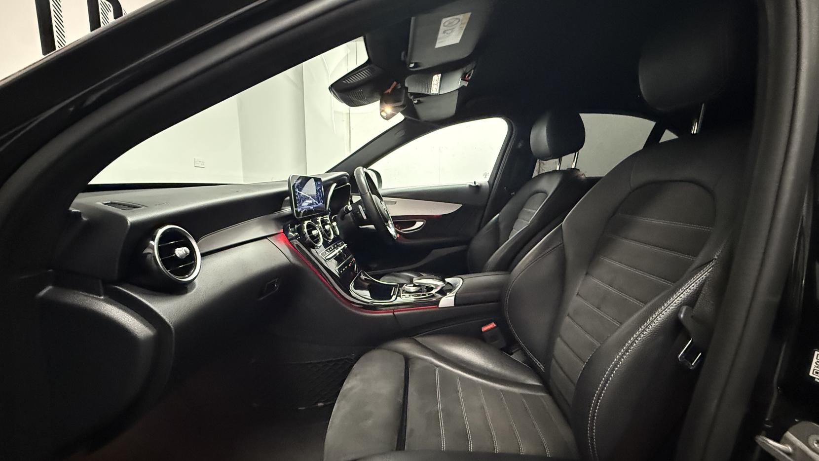 Mercedes-Benz C Class 1.5 C200 MHEV EQ Boost AMG Line (Premium) Saloon 4dr Petrol G-Tronic+ Euro 6 (s/s) (198 ps)