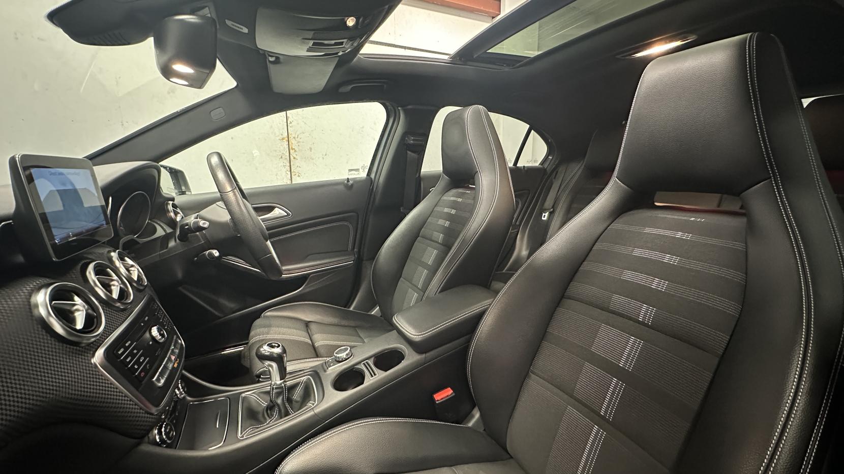 Mercedes-Benz A Class 1.6 A200 Sport Edition Plus Hatchback 5dr Petrol Manual Euro 6 (s/s) (156 ps)